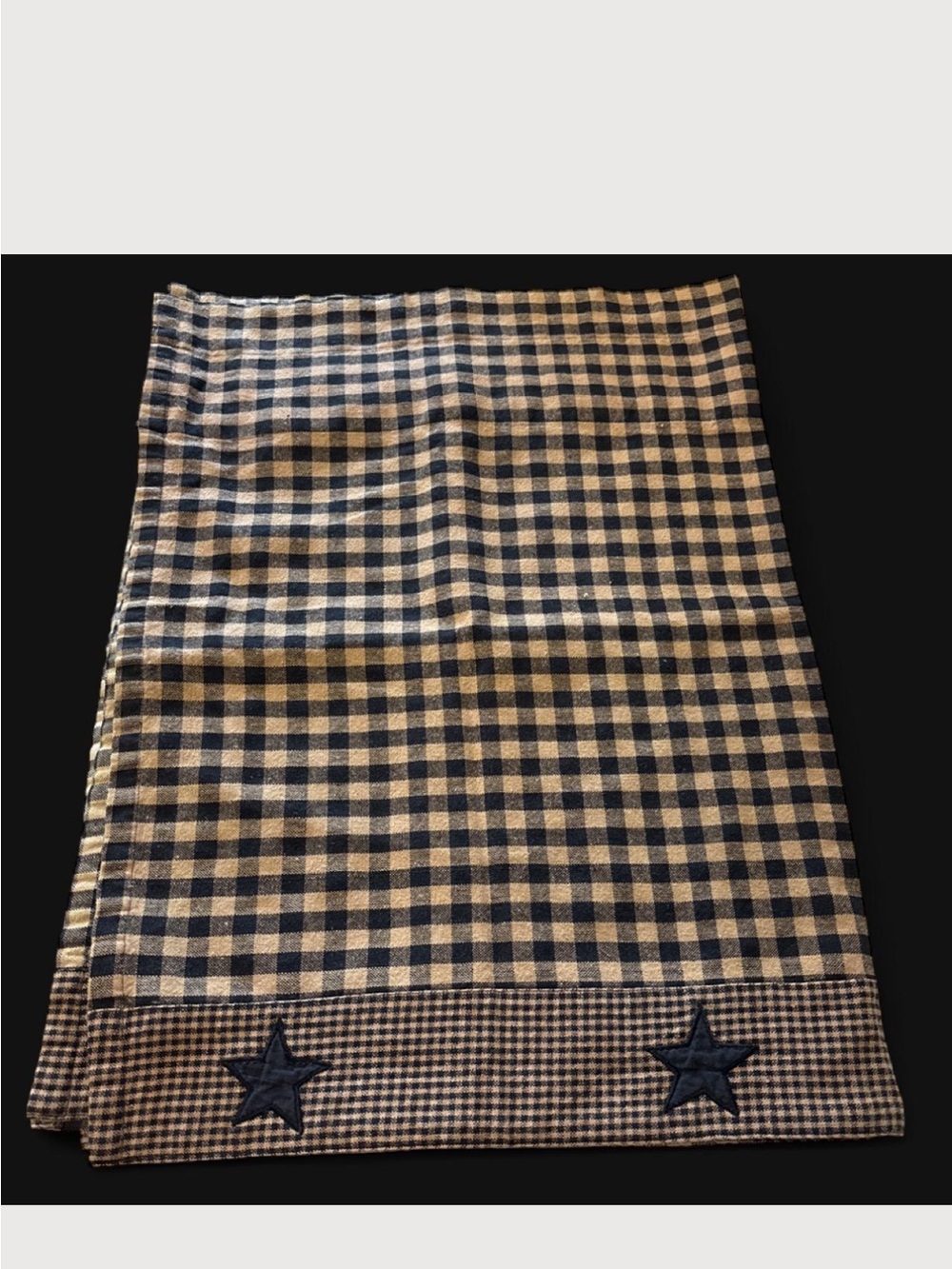 Black and Tan Checkered Primitive with Star Tier Set
